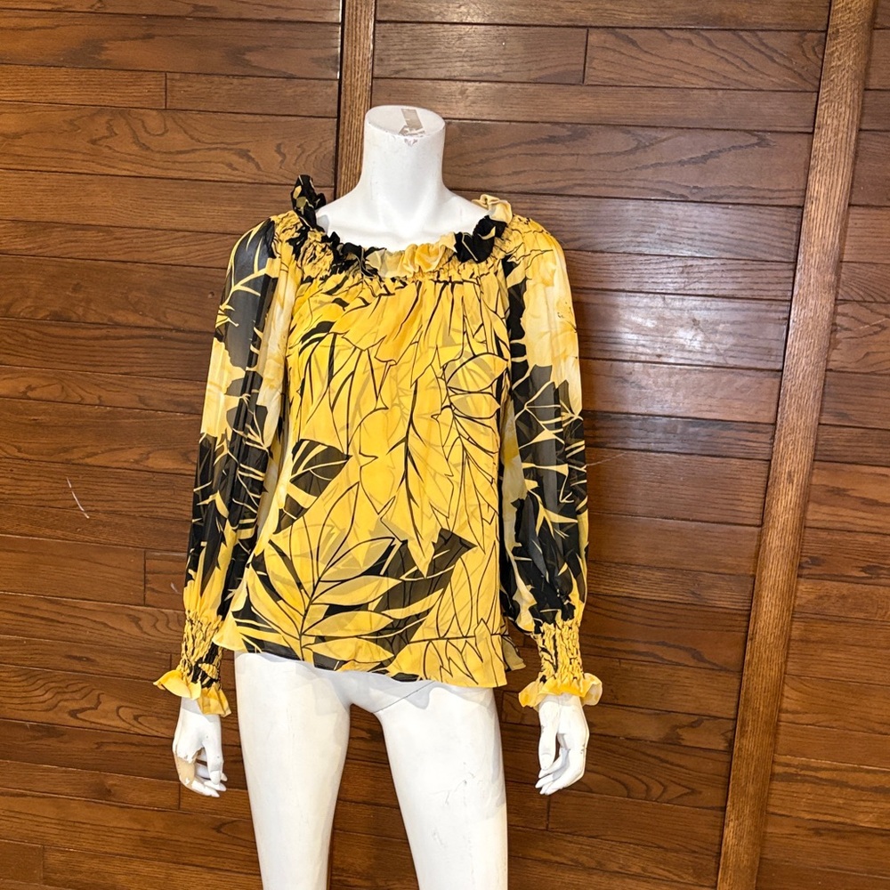 Donna Ricco Vibrant Yellow and Black Floral Blouse